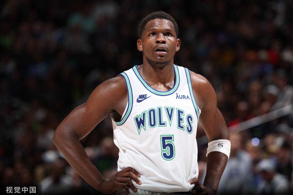 肖和亚历杭 肖和亚历杭