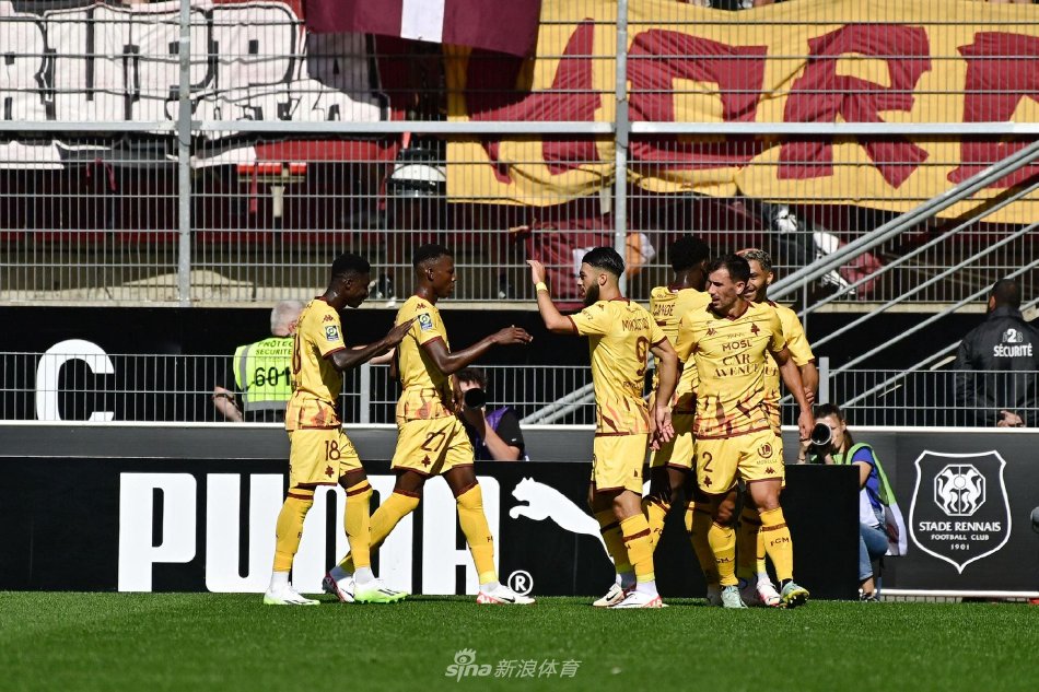 伦西亚显得 伦西亚显得